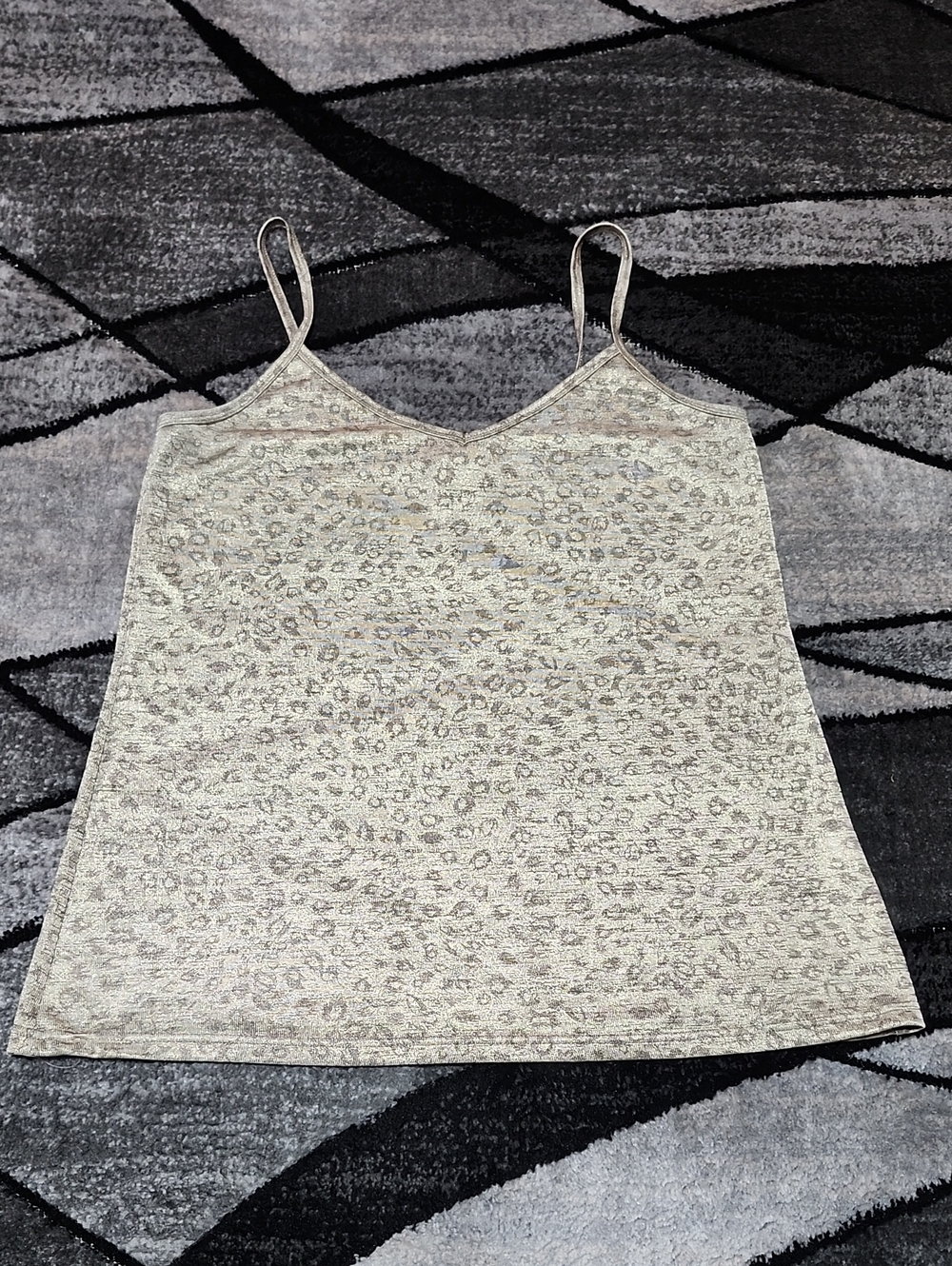BKE GOLD METALLIC SHIMMERY LEOPARD PRINT SPAGHETTI STRAPS V-NECK TANK-TOP